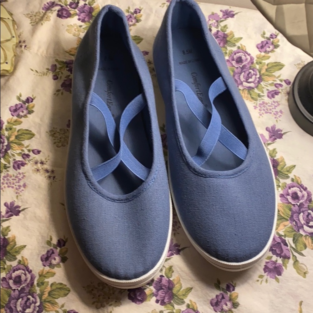 Comfort ease shoes brand new never worn